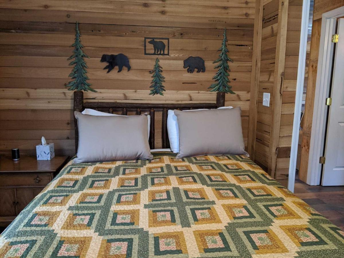 Deep Creek Hideaway Cabin Брайсон-Сіті Екстер'єр фото
